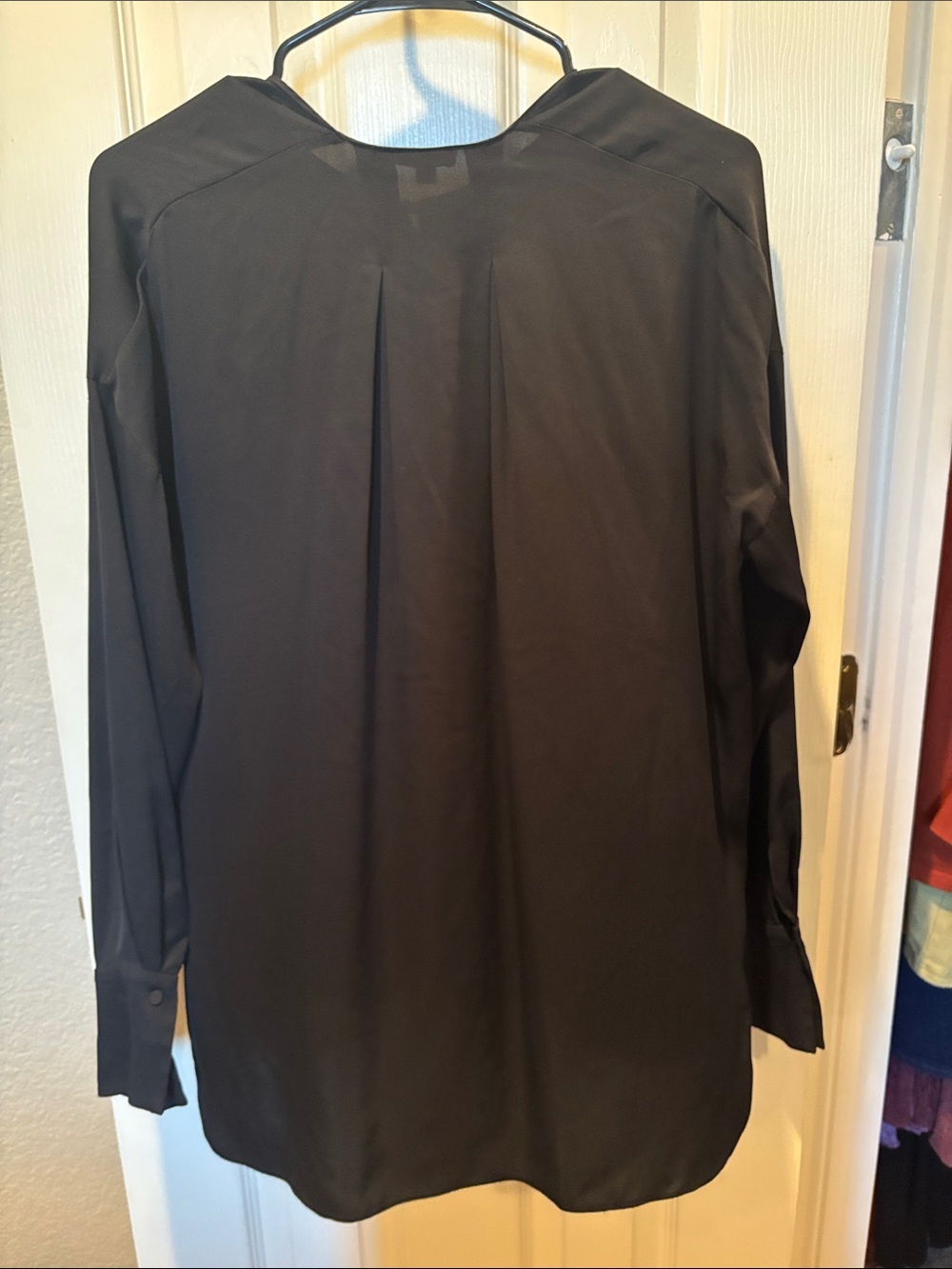 Vince Black Crepe Draped Split V-Neck Long Sleeve Blouse Top Size 8 NWOT - Picture 6 of 7